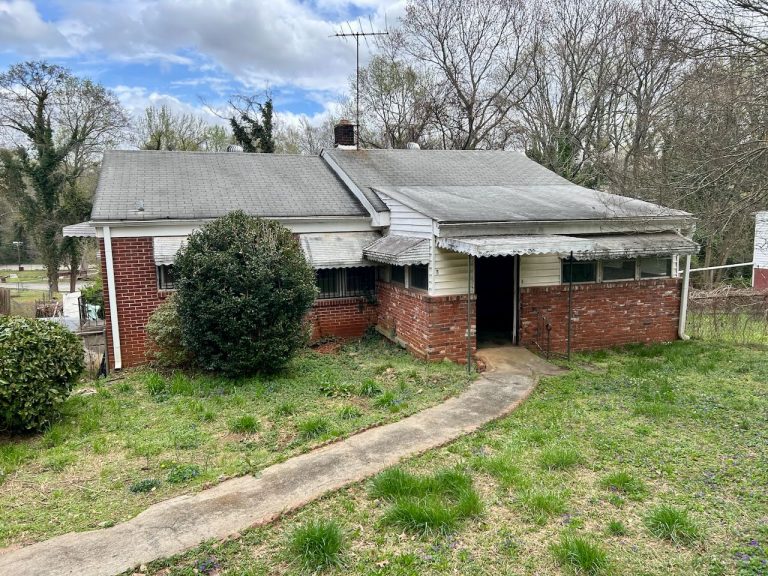 3 Pear St, Greenville, SC